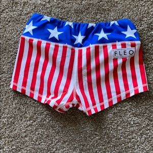 FLEO shorts